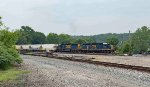 CSX 4411 & 6415 arrive in town.